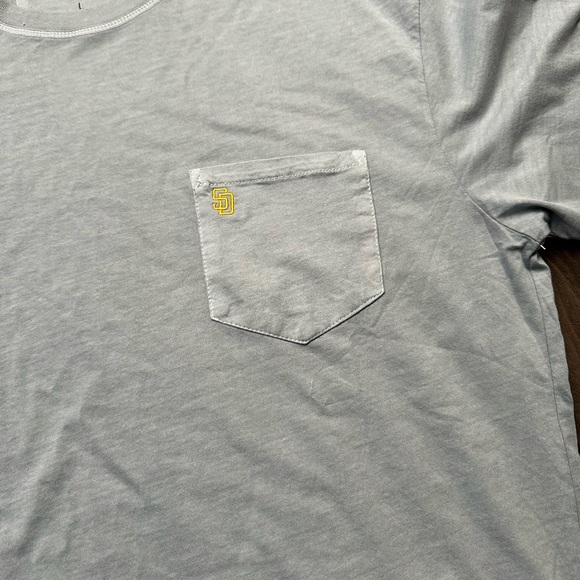 San Diego Padres Johnnie O t-shirt - Picture 3 of 4